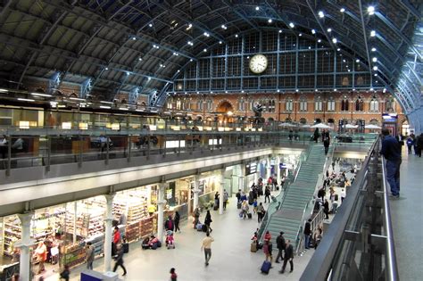 London, United Kingdom to PST .